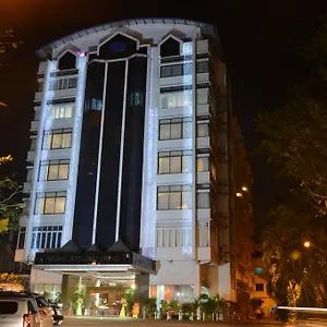 Hotel Golden Butterfly