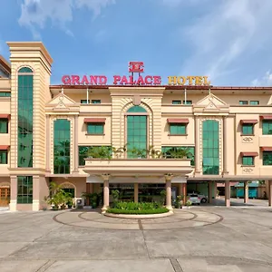 Grand Palace Hotel